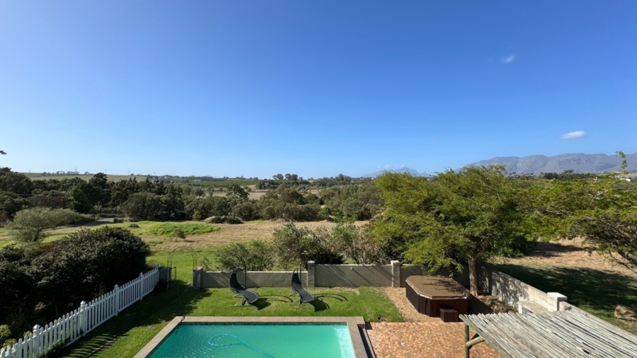 7 Bedroom Property for Sale in Stellenbosch Farms Western Cape